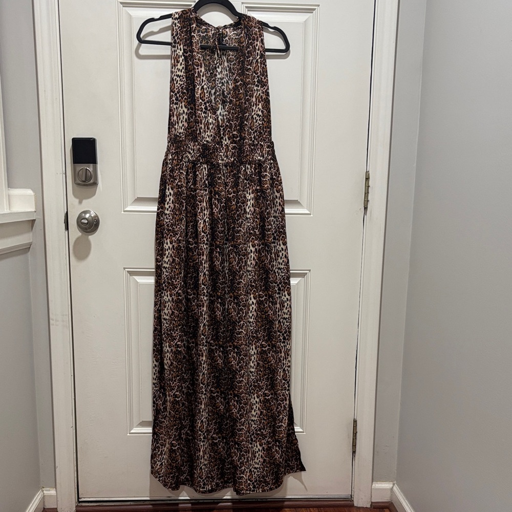 Sleeveless Leopard Print Maxi Dress with sexy side slits